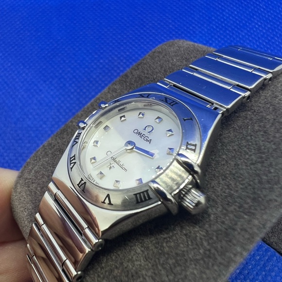 Omega Constellation “My Choice” mother of pearls dial. 26mm main image 4